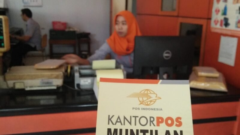 Hari Pertama Masuk Sekolah, Hari Pertama Ke Kantor Pos
