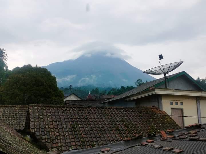 Summit Meeting Venue